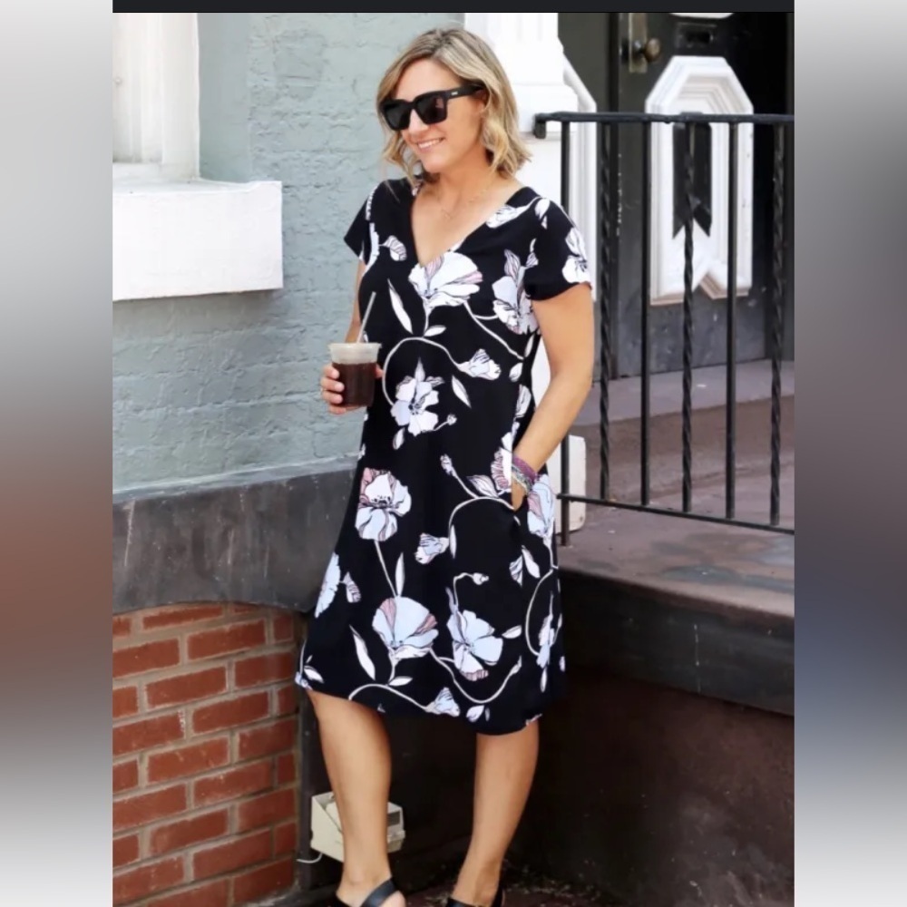 A New Day SZ Small Dark Floral A Line Oversized Everyday Dress Comfy Casual